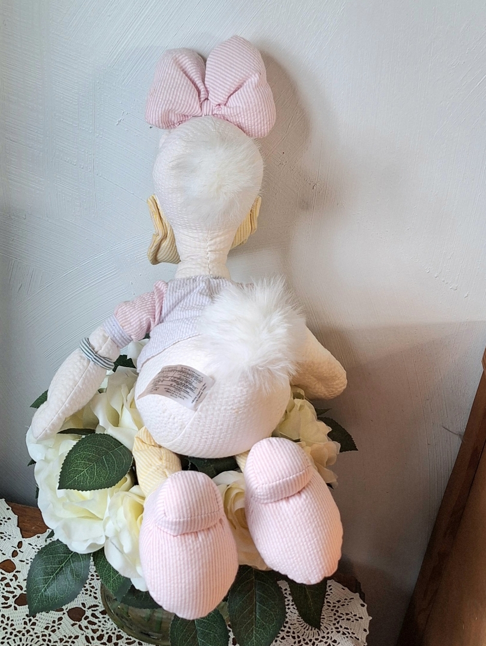 Disney 1990s Daisy Duck Plush In Pastel Seersucker Fabric With Bracelet - Picture 5 of 15